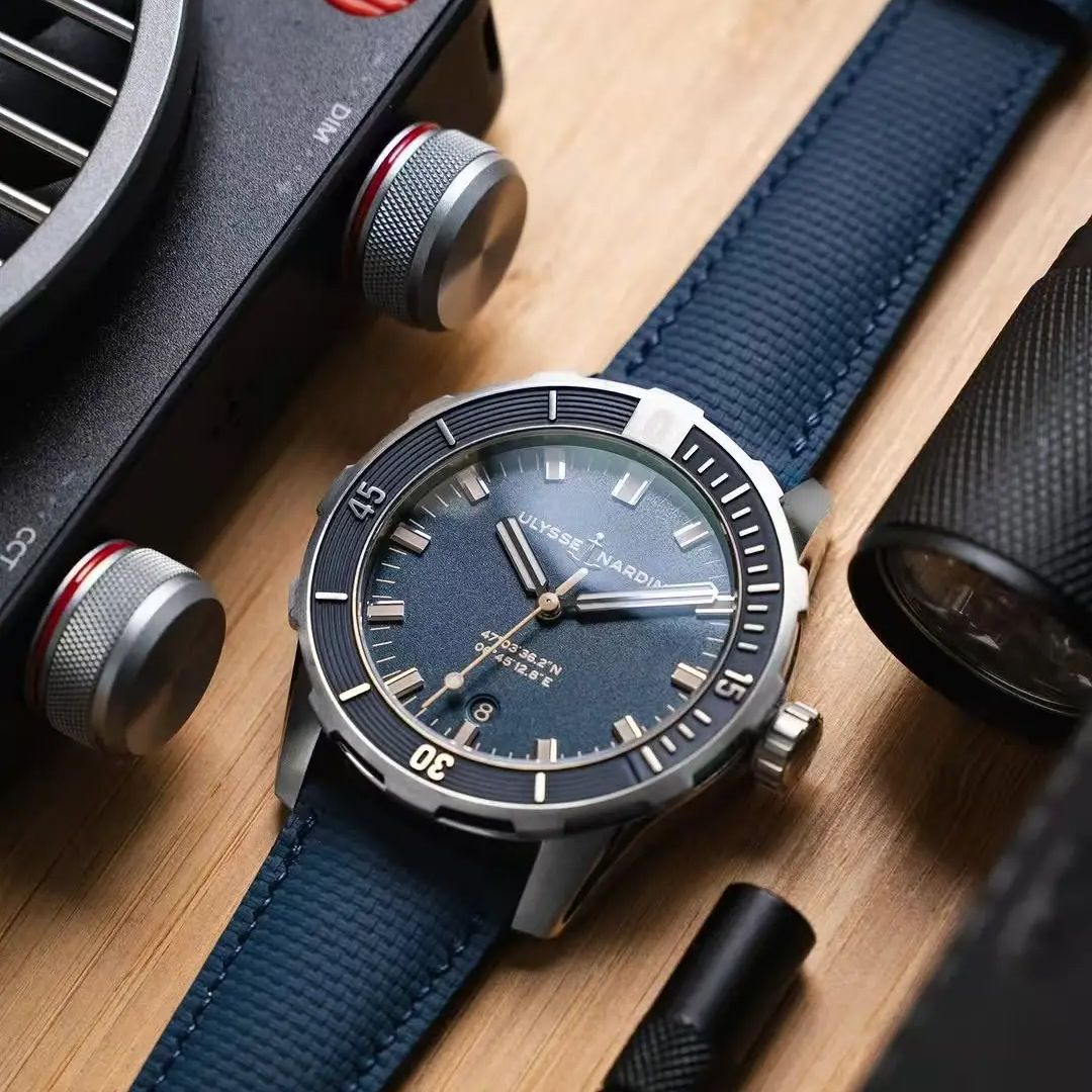 Neues Design Sailcloth Signatu – Cartier Watch Santos Bewertung und Preis